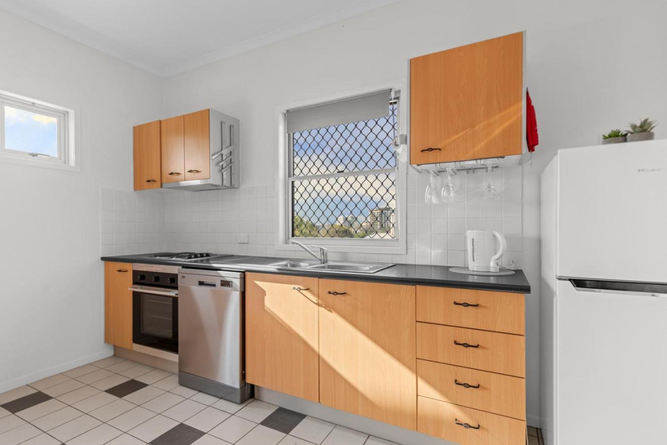 Book Now For Anzac Day Long Weekend By Custom Bnb Hosting Brisbane Esterno foto